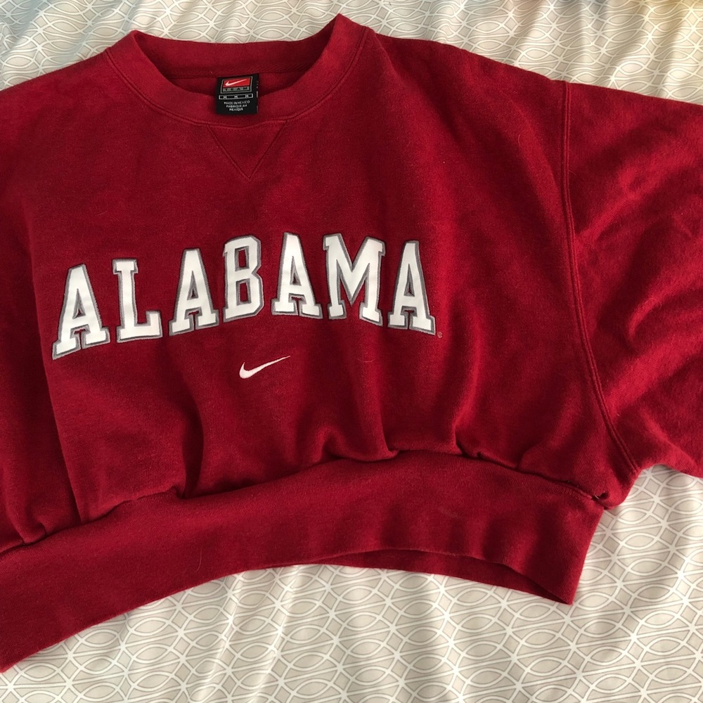 CROPPED VINTAGE NIKE CREWNECK